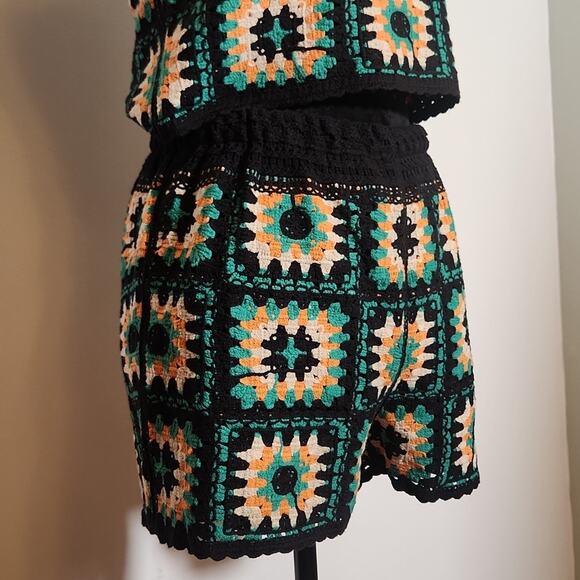 NEW IN Crochet Two-Piece Set, Top and Shorts, Size S/M - Picture 6 of 14